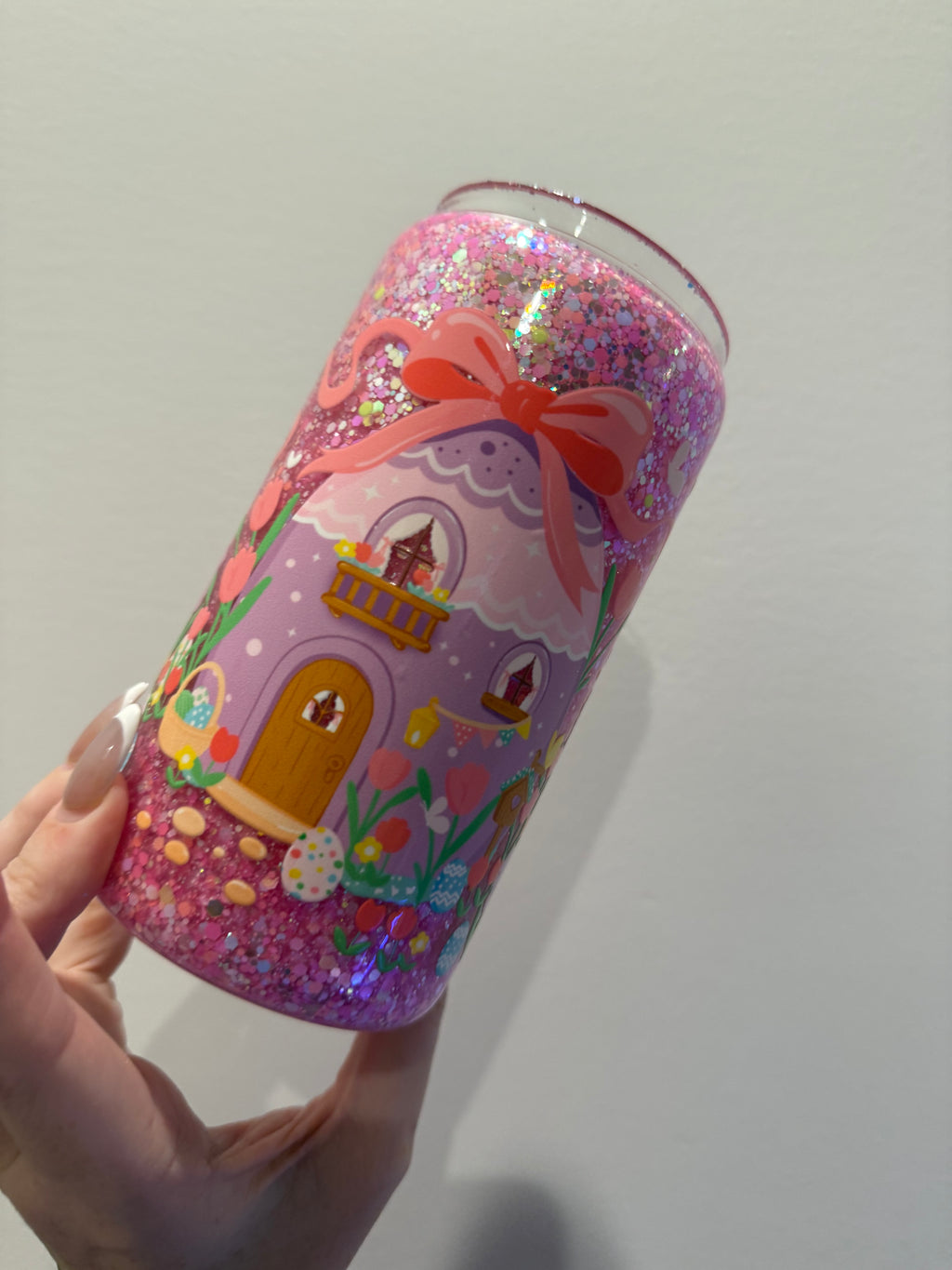 16oz glass - Easter bunny house