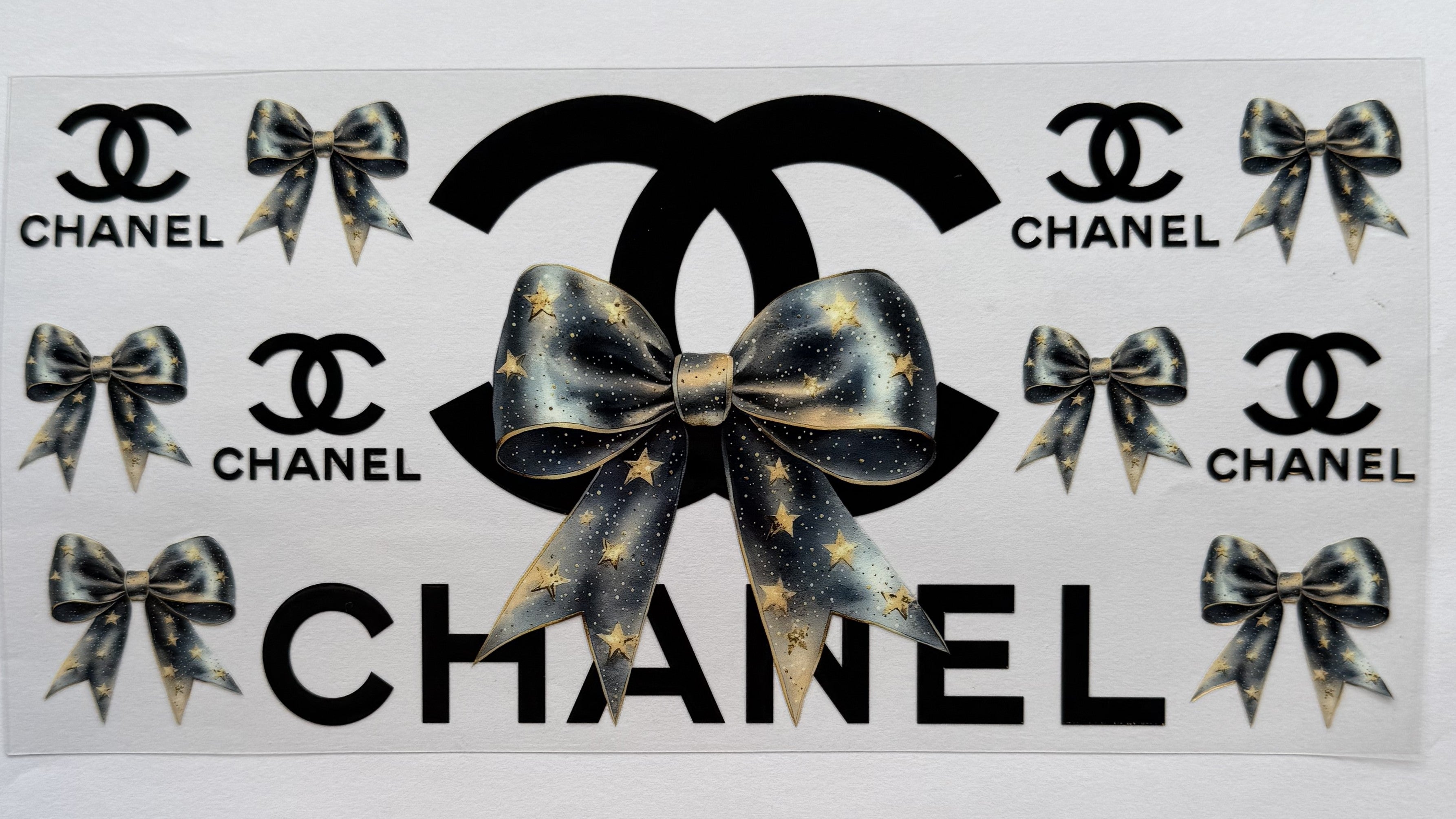 Chanel - star bow