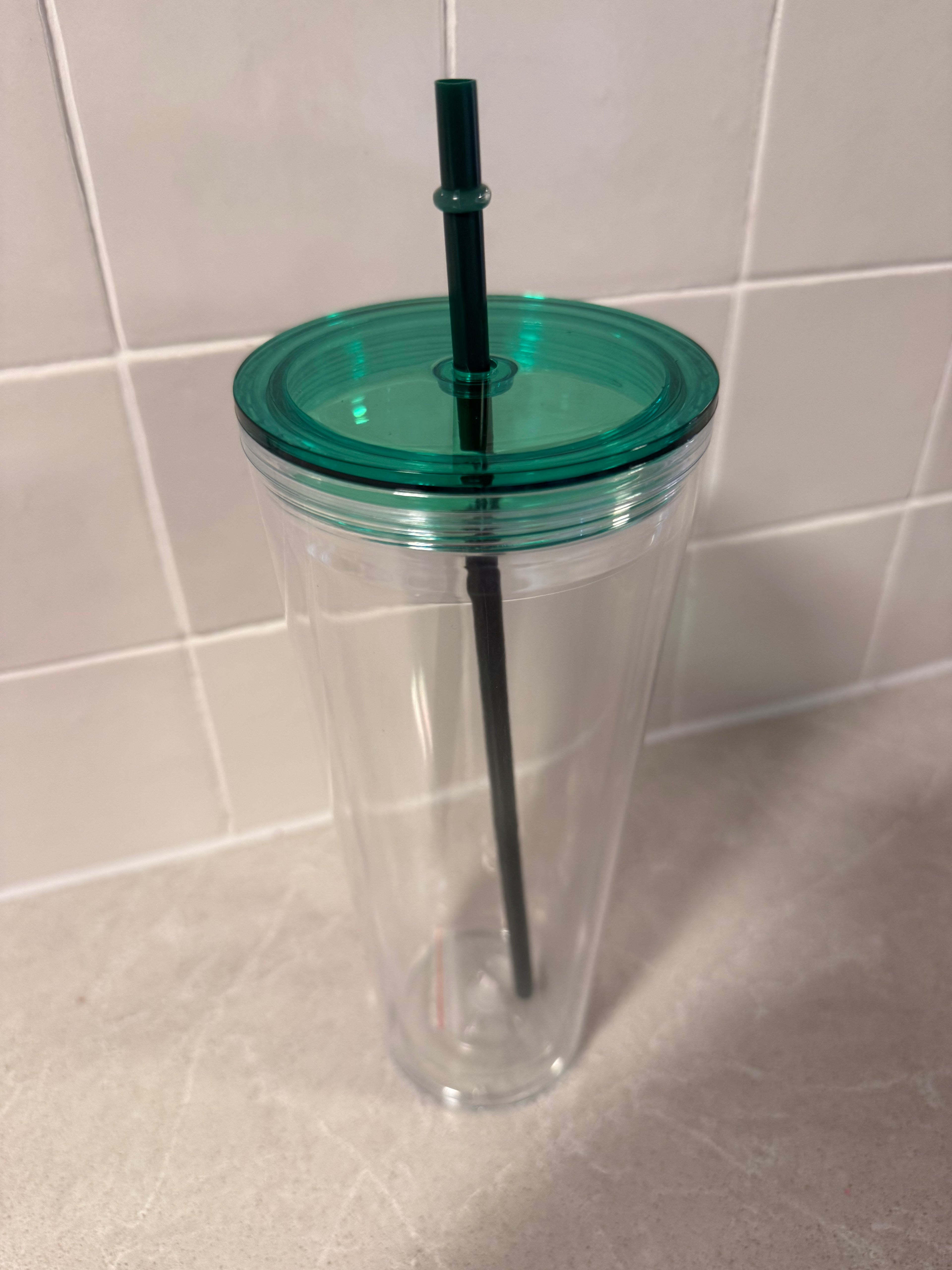 THIN - 24oz acrylic - coloured lid & matching thin straw