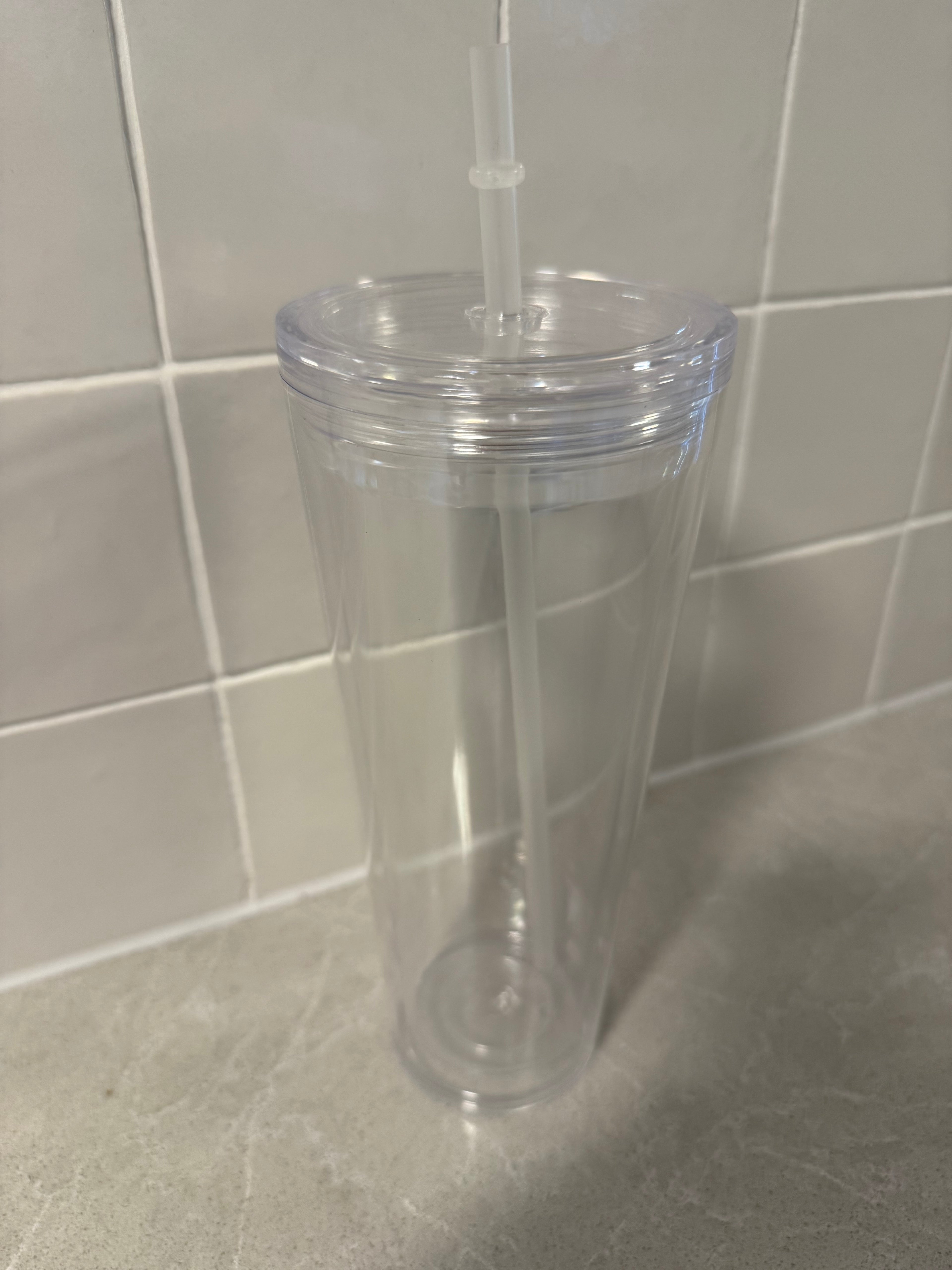 THIN - 24oz acrylic - coloured lid & matching thin straw